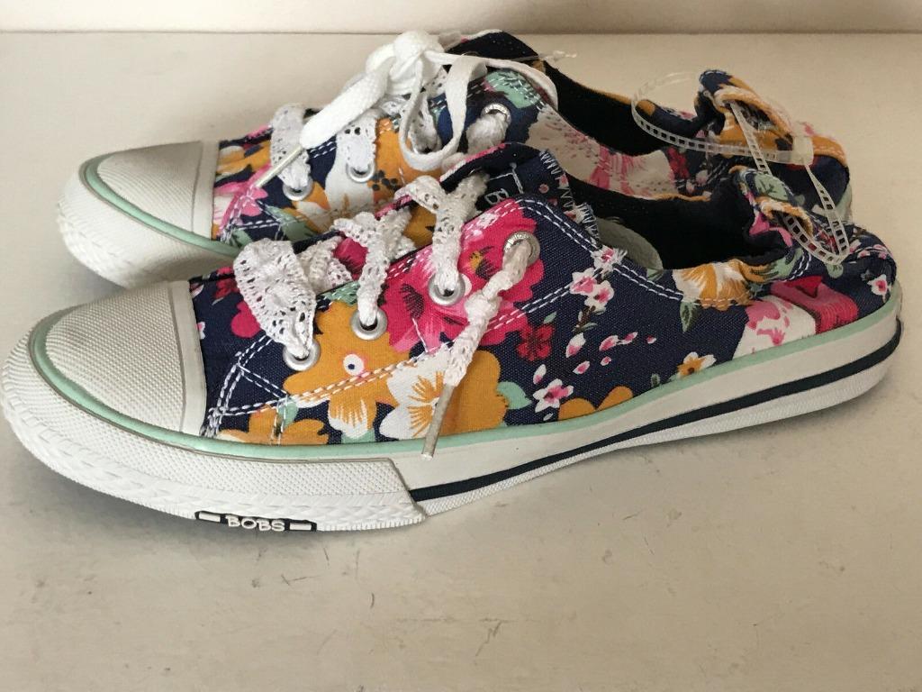 skechers bobs utopia turfs womens floral sneakers