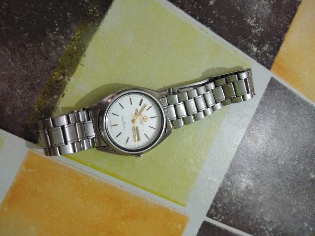 Sezen Men S Watch Japan Men S Fashion Watches On Carousell