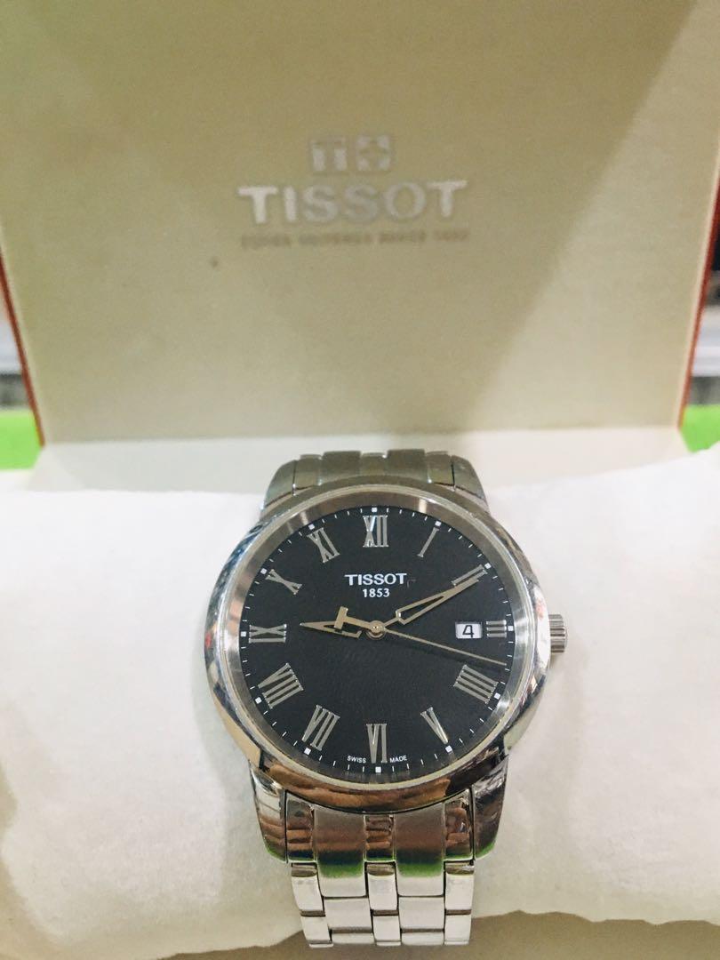 Tissot classic hotsell dream black dial