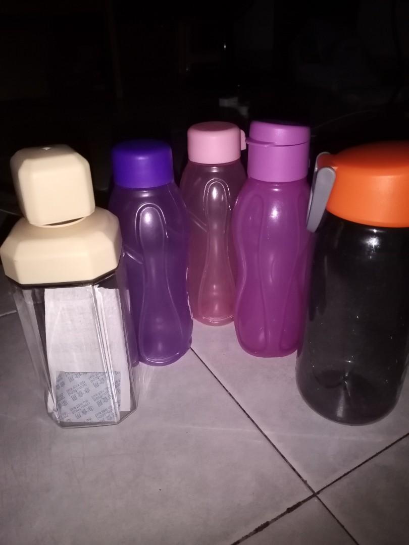 Tupperware Bottle, Free Items on Carousell