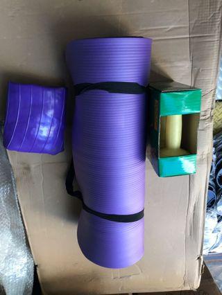 exercise kit yoga mat , gym ball and plastic dumbell set