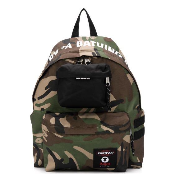 全新* AAPE X EASTPAK backpack, 名牌, 手袋及銀包 Carousell