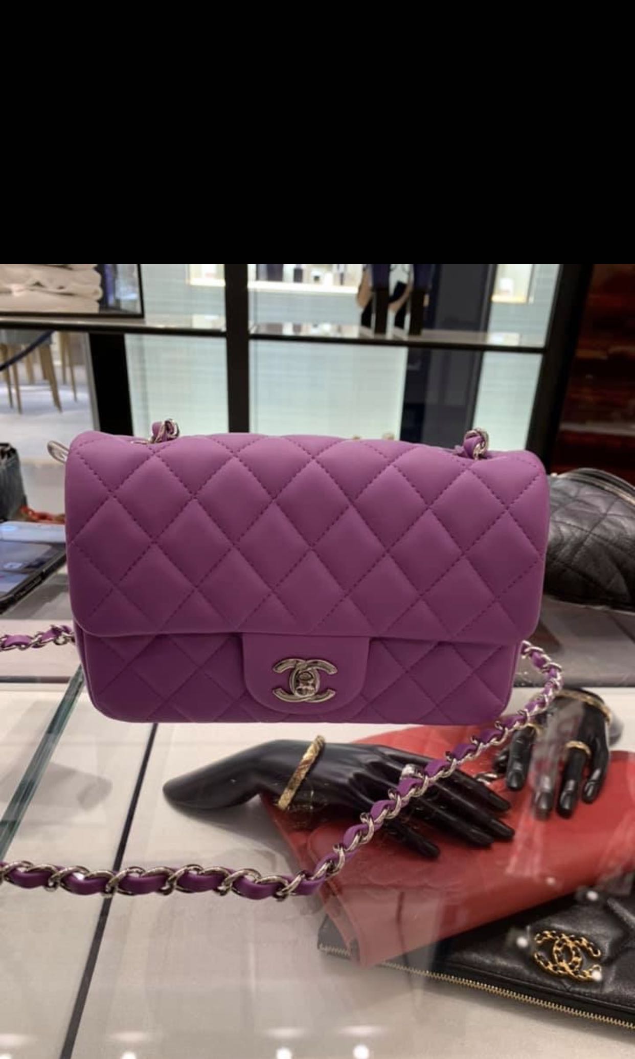 Authentic Chanel Classic Flap Bag, Luxury, Bags & Wallets on Carousell