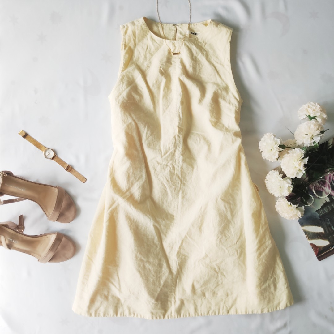 Anelli Dress in Yellow Multi Lemon Linen Blend