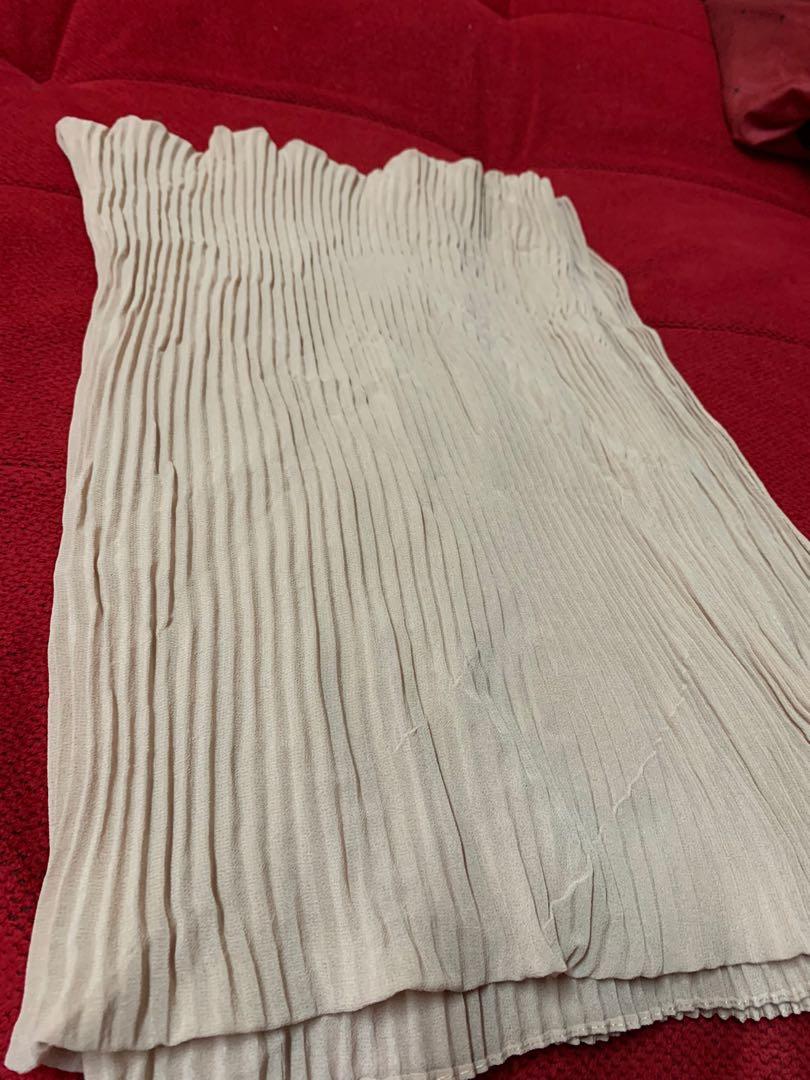 shawl nude colour