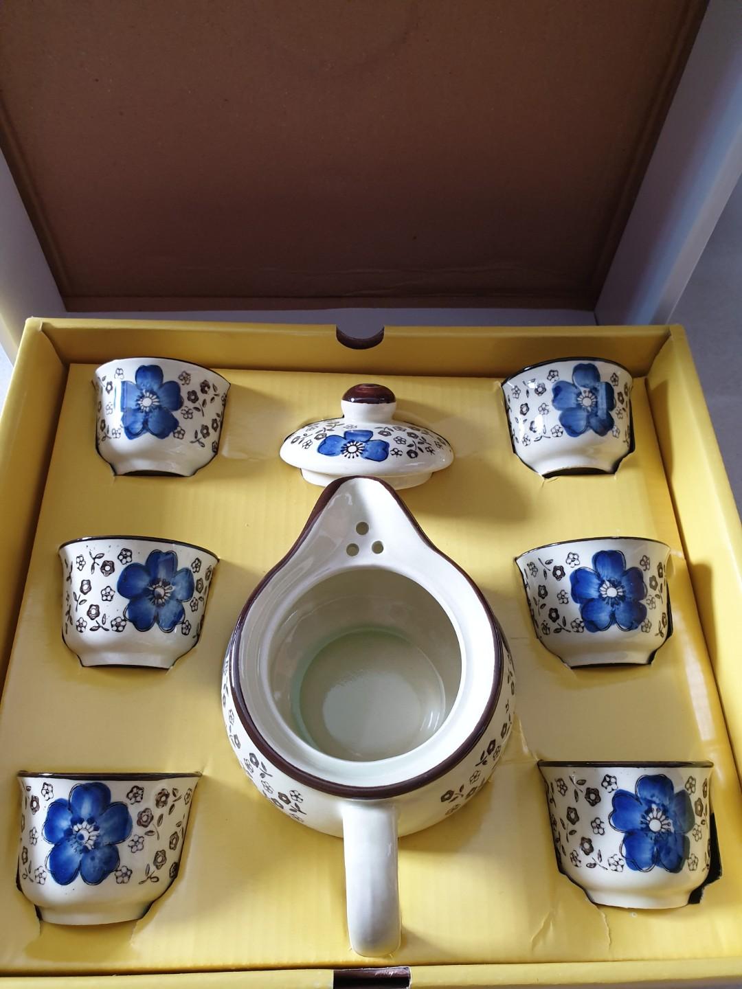 All new. PN korea grill pan, luminarc 12(different sizes bowls and