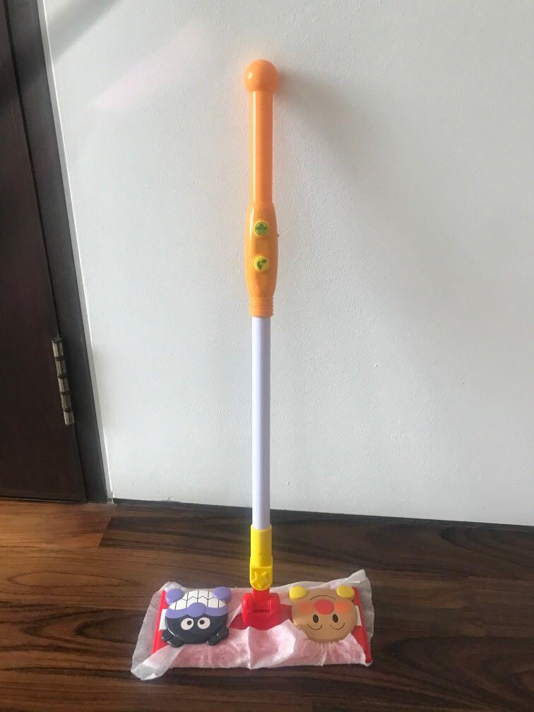 Anpanman floor wiper toy, Hobbies & Toys, Toys & Games on Carousell