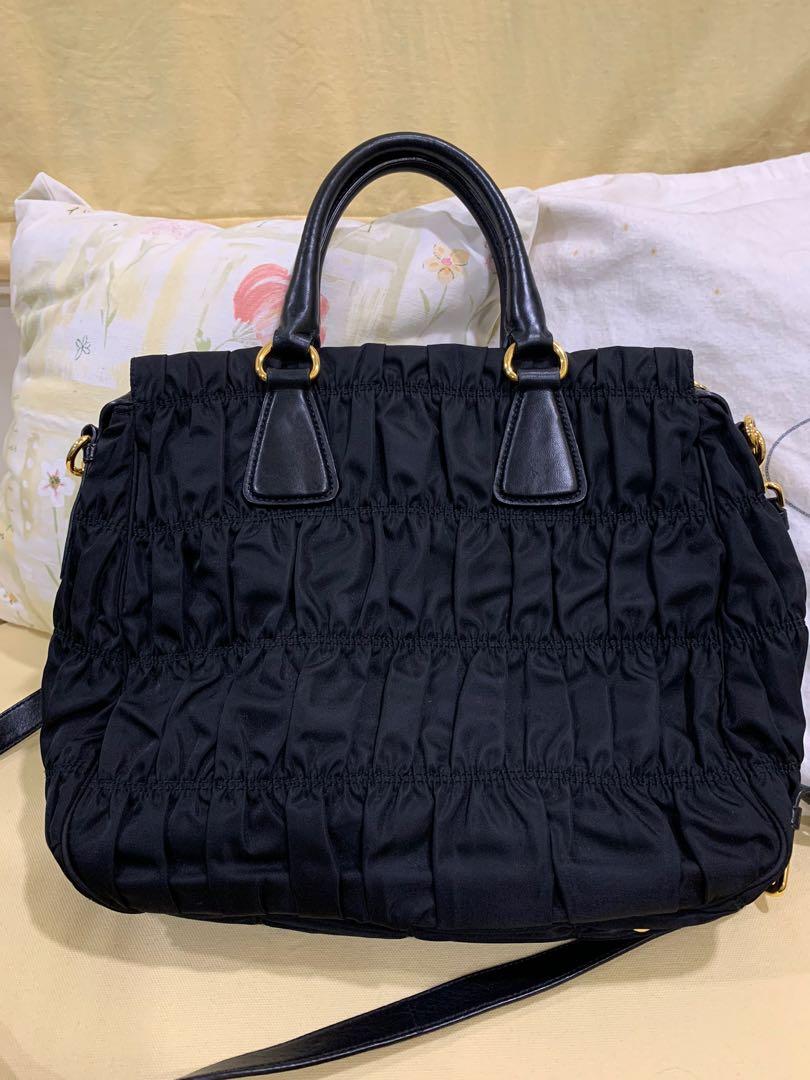 Authentic Prada Tessuto Gauffre (Category: Luxury Bags & Wallets) located in Paranaque City. Submitted by lovebrand (Listing ID 287110125, Image 2). Description: Like new No flaws Bought from Guam Comes with dustbag, card and paper bag No low balling please.