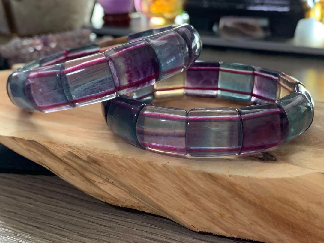 Fluorite Bangle (Category: Precious Stones) located in Singapore. Submitted by vanessachng (Listing ID 287051421, Image 1). Description: Fluorite Bangle Inner width: 47cm.