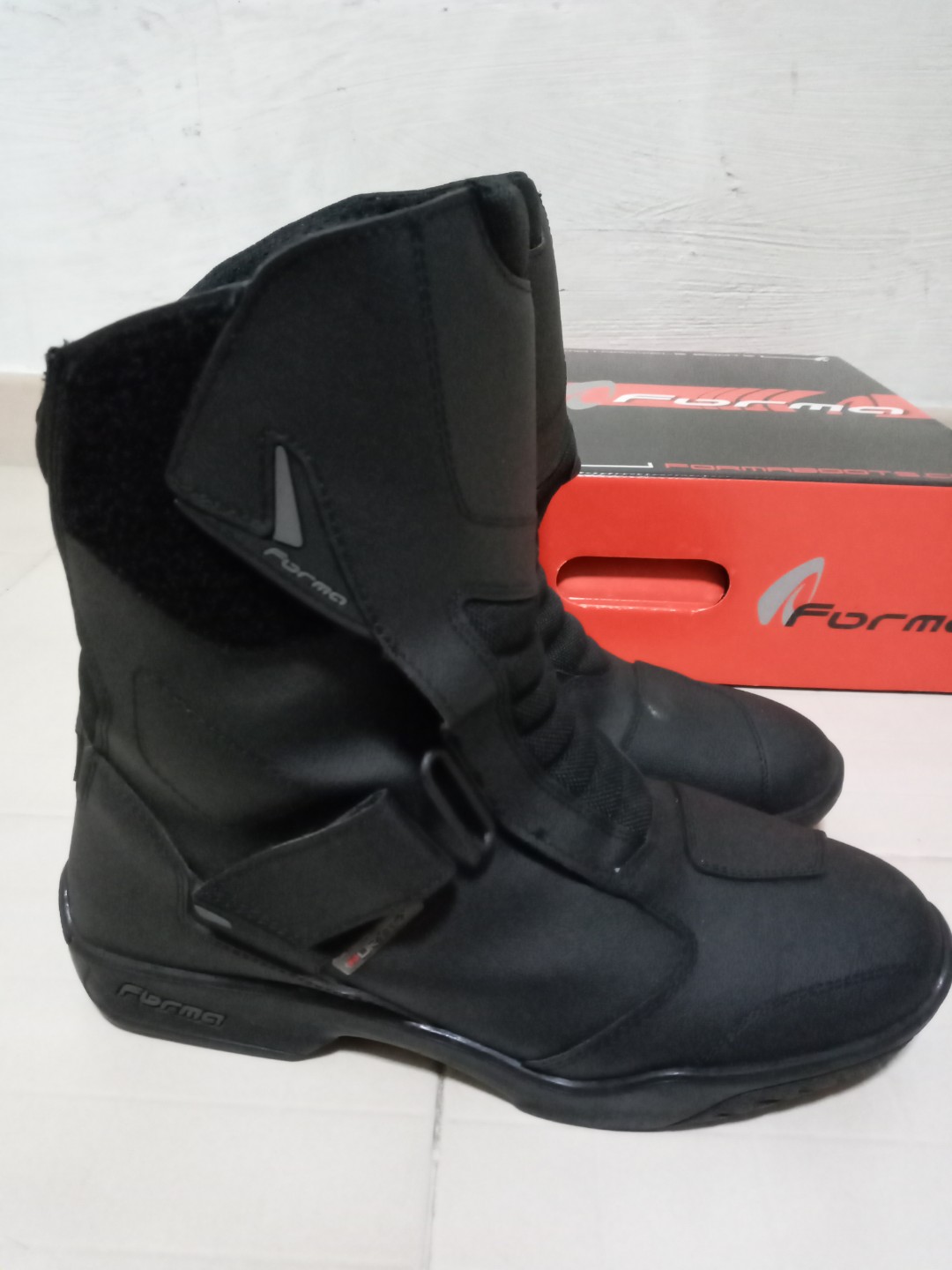 forma rival boots