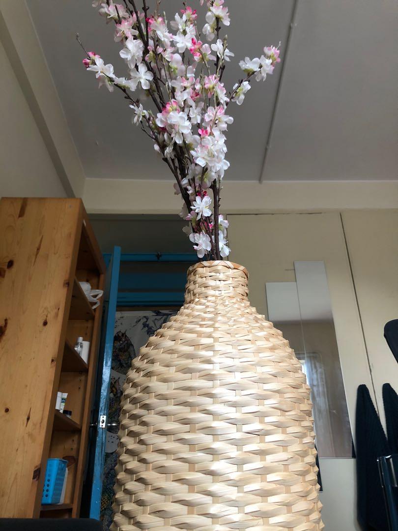 IKEA Tall Bamboo Vase Kaffebona + 2 artifical flower stalks, 傢俬＆家居, 園藝