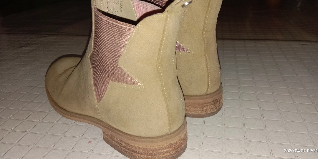 Imported girl's Boots