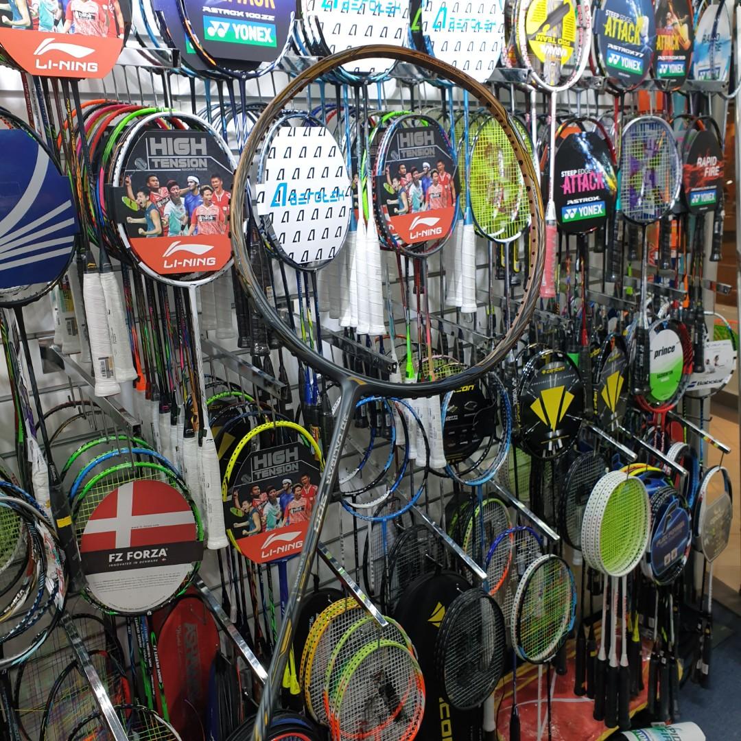 Li Ning caliber 900, Sports Equipment, Sports & Games, Racket & Ball ...