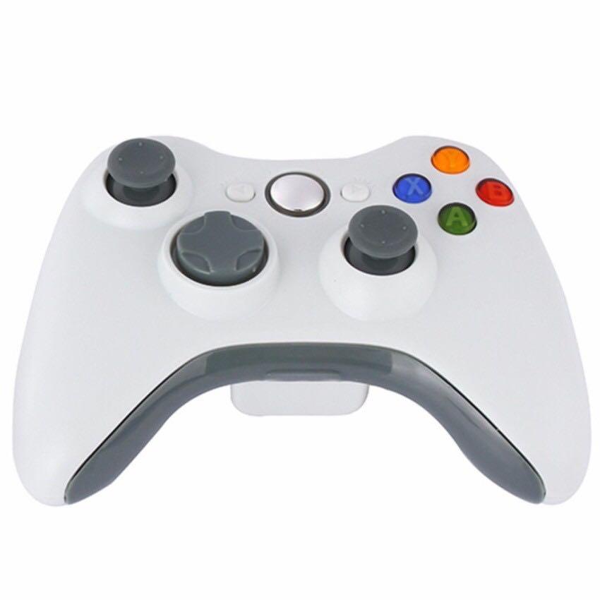Xbox 360 wireless controller (Category: Controllers) located in Manila. Submitted by sdfsolutions (Listing ID 287109549, Image 1). Description: Black and white available 2.4GHz wireless technology with 30-foot range Use up to four controllers simultaneously on one console Integrated headset port for Xbox LIVE play Adjustable vibration feedback for longer battery life New left and right shoulder buttons are designed for ease of use Use the Xbox 36