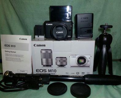 Canon EOS M10 complete package