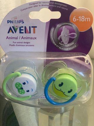 Philips Avent Orthodontic Pacifier, 6-18 Months, Animal Design SCF182/24 (Colors and designs may vary), 2 count