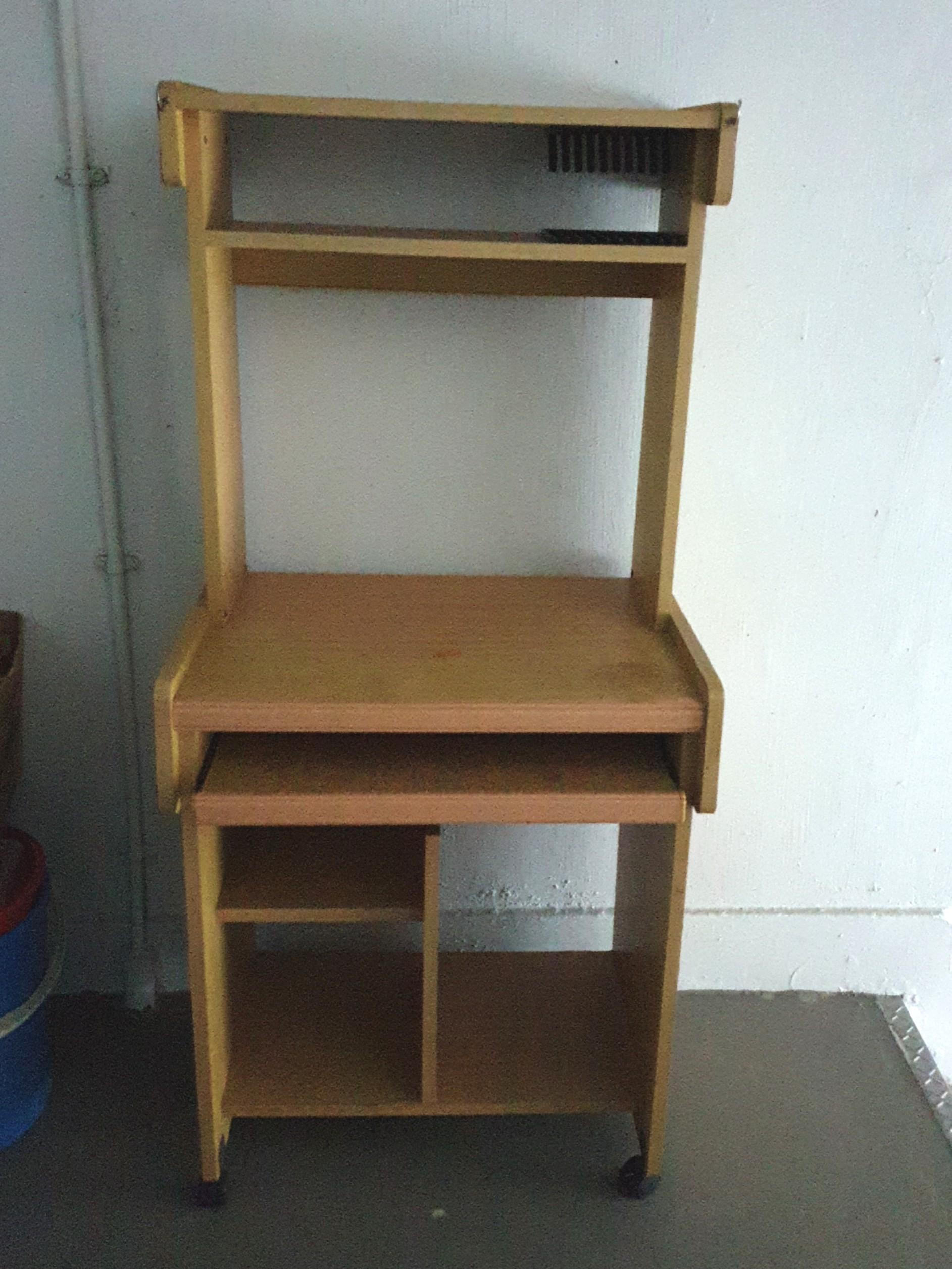Computer Table (Category: Tables & Sets) located in Singapore. Submitted by mathan090909 (Listing ID 287130371, Image 1). Description: Computer rack with cd rom slots and retractable key board table. Has rollers for easy mobility.