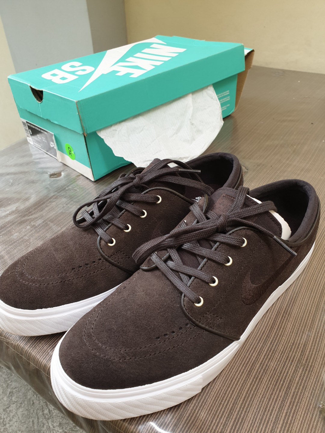 Nike janoski velvet brown store