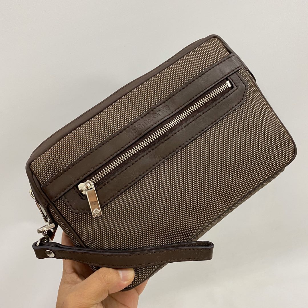 SAMSONITE CLUTCH BAG Men s Fashion Bags Sling Bags on Carousell