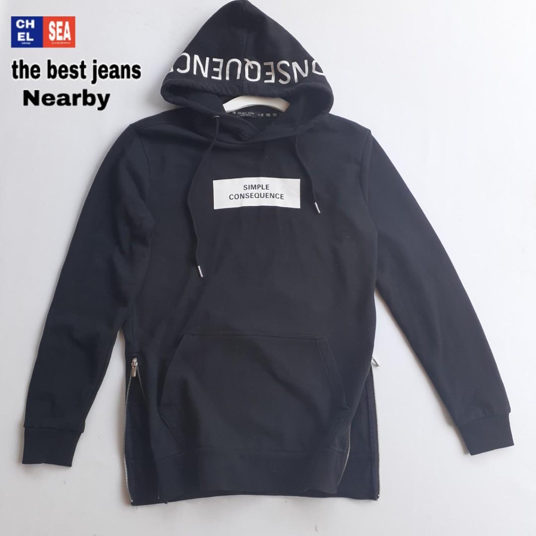 Switer hoodie the best jeans nearby bekas import, Fesyen Wanita, Pakaian  Wanita, Atasan di Carousell