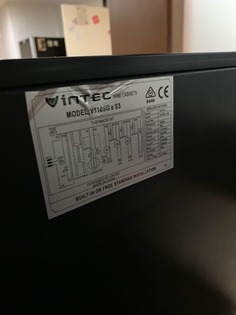 Vintec V110 stainless steel wine cooler fridge, Home Appliances