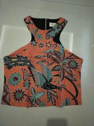 Batik crop top