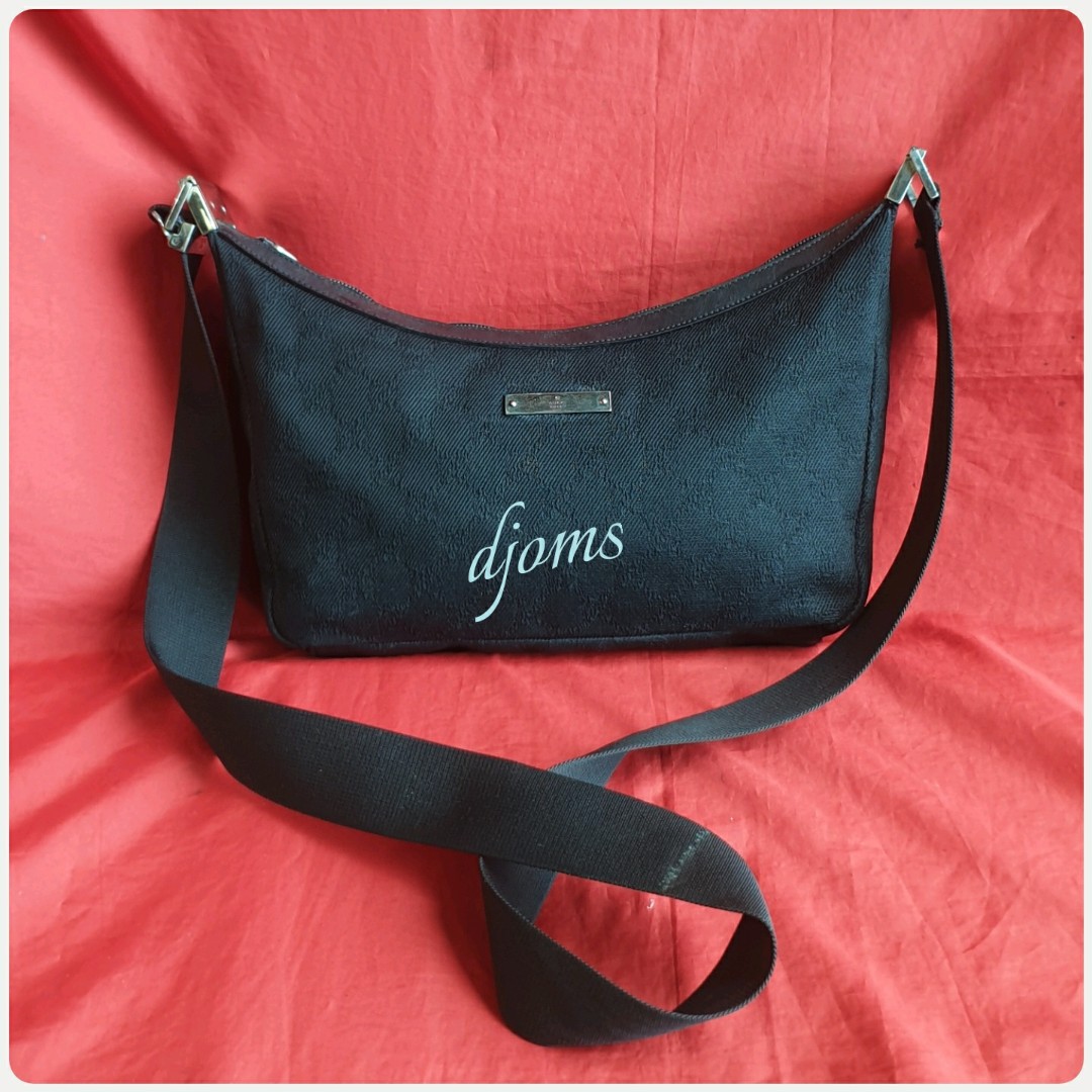 gucci black sling bag price