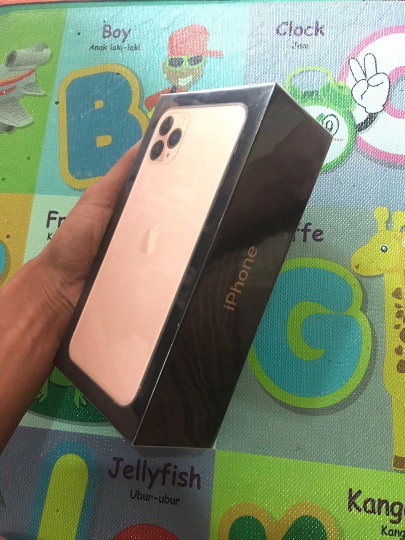 Iphone 11 Pro Max 64gb Garansi Ibox 1 Tahun Bnib Telepon Seluler Tablet Iphone Iphone 11 Series Di Carousell