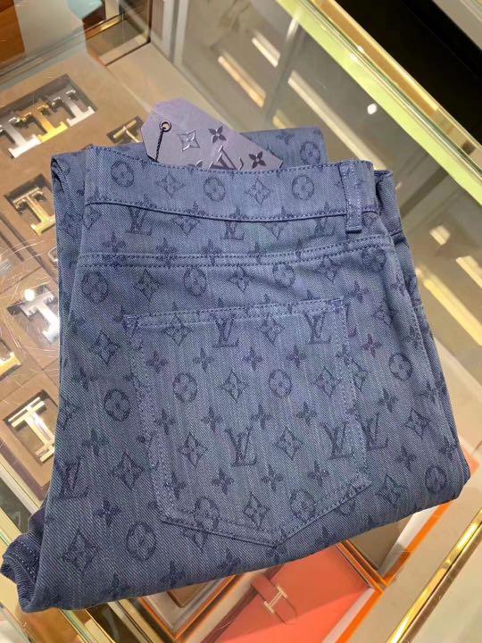 Louis Vuitton Men's Sz 32 Virgil Abloh x Nigo Giant Damier Waves