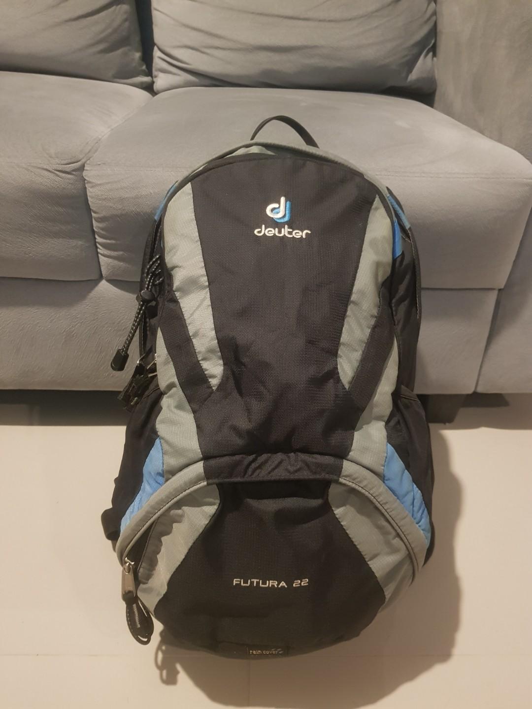 harga daypack deuter