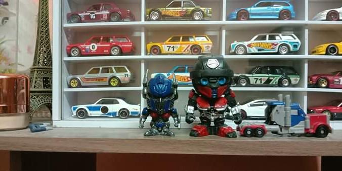 Transformer (Category: Action & Battle Toys) located in Kuala Lumpur. Submitted by menanjepun86 (Listing ID 287265641, Image 1). Description: Harga utk 2pcs.