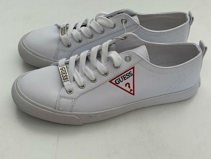 guess catching sneaker