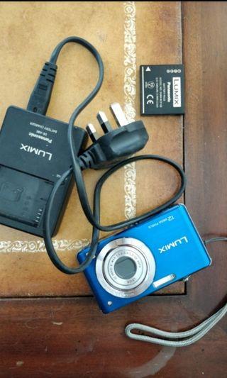 Panasonic Lumix FS15