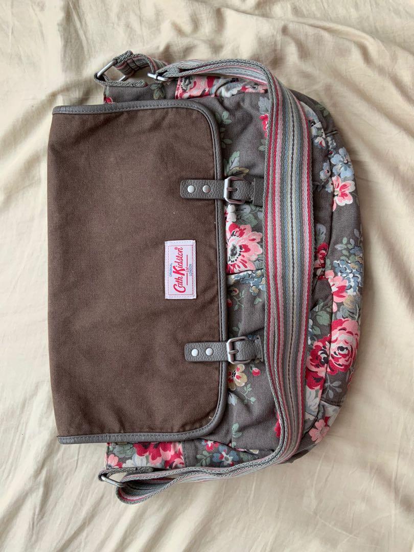 Cath Kidston Pembridge Rose Cotton Saddle bag (Category: Cross-body Bags) located in Marikina City. Submitted by ramoel (Listing ID 287364652, Image 1). Description: https://www.amazon.co.uk/Cath-Kidston-Cotton-Saddle-Pembridge/dp/B00NHQHWXW.