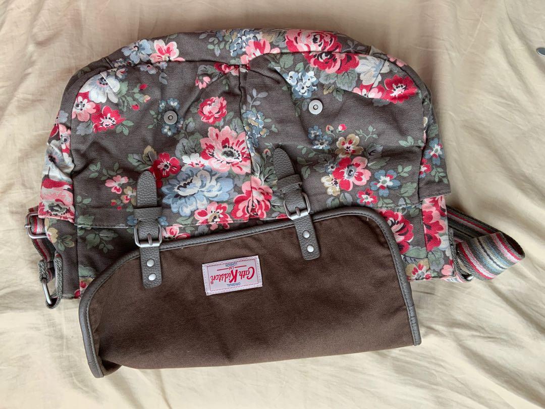 Cath Kidston Pembridge Rose Cotton Saddle bag (Category: Cross-body Bags) located in Marikina City. Submitted by ramoel (Listing ID 287364652, Image 2). Description: https://www.amazon.co.uk/Cath-Kidston-Cotton-Saddle-Pembridge/dp/B00NHQHWXW.