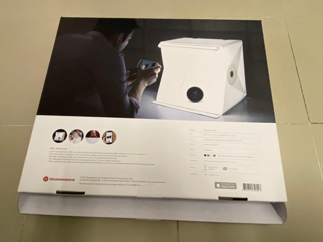 Foldio Studio 15吋 攝影棚 跟全新一樣送背景顏色咭, 攝影器材, 攝影配件, 燈光及Studio設備 Carousell