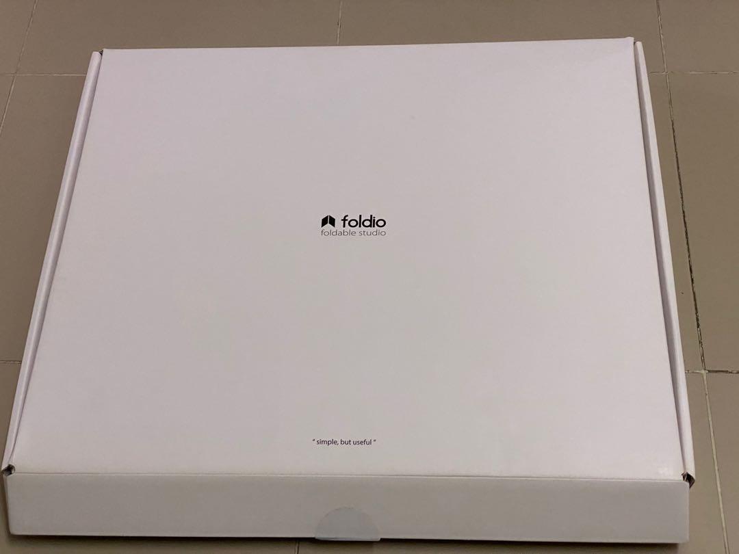 Foldio Studio 15吋 攝影棚 跟全新一樣送背景顏色咭, 攝影器材, 攝影配件, 燈光及Studio設備 Carousell