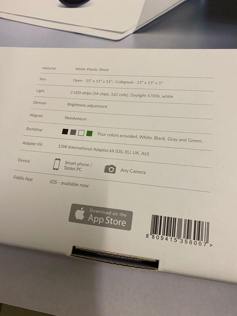 Foldio Studio 15吋 攝影棚 跟全新一樣送背景顏色咭, 攝影器材, 攝影配件, 燈光及Studio設備 Carousell