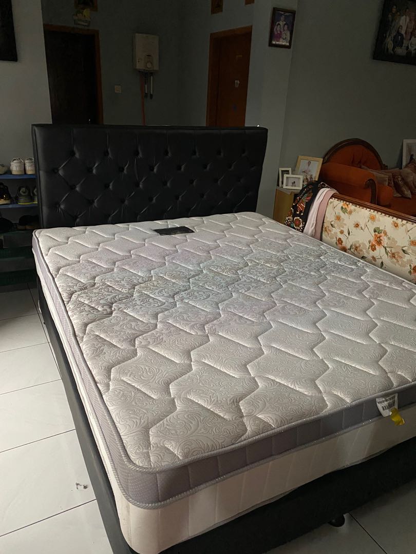 Jual Kasur Spring Bed Elite Satu Set Perabotan Rumah Di Carousell