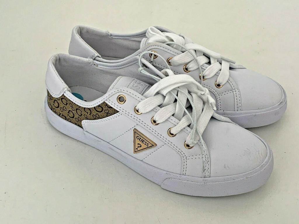 Guess sneakers logo hotsell