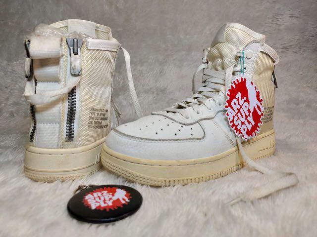 Air force 1 high with zipper outlet