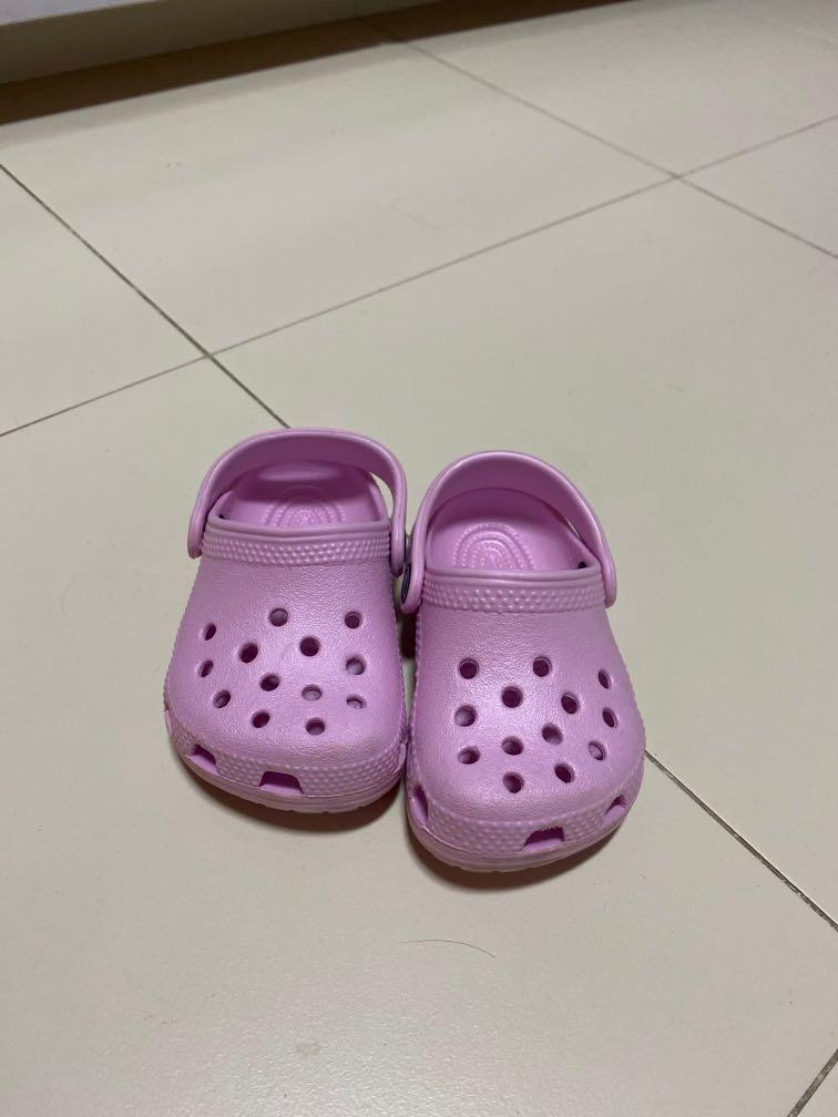 crocs youth size 3