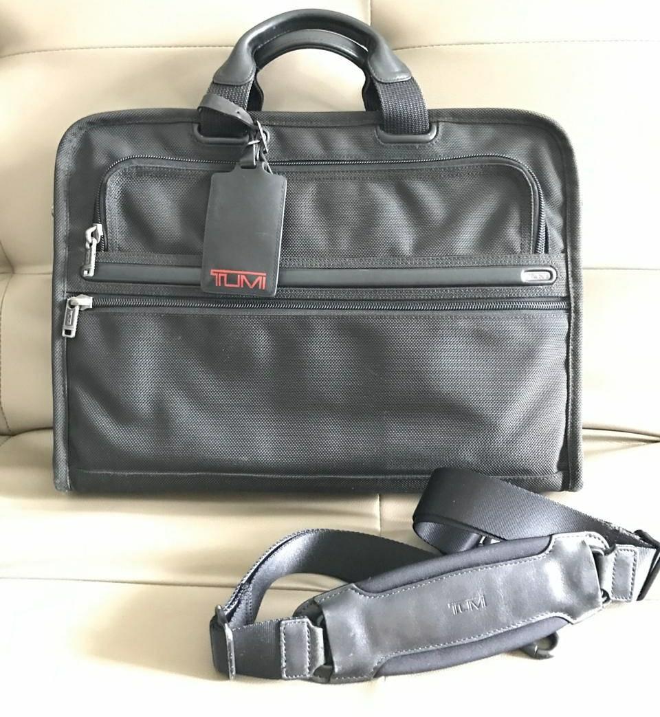 Tumi Laptop Bag Fesyen Pria Tas Dompet Tas Kantor Di Carousell