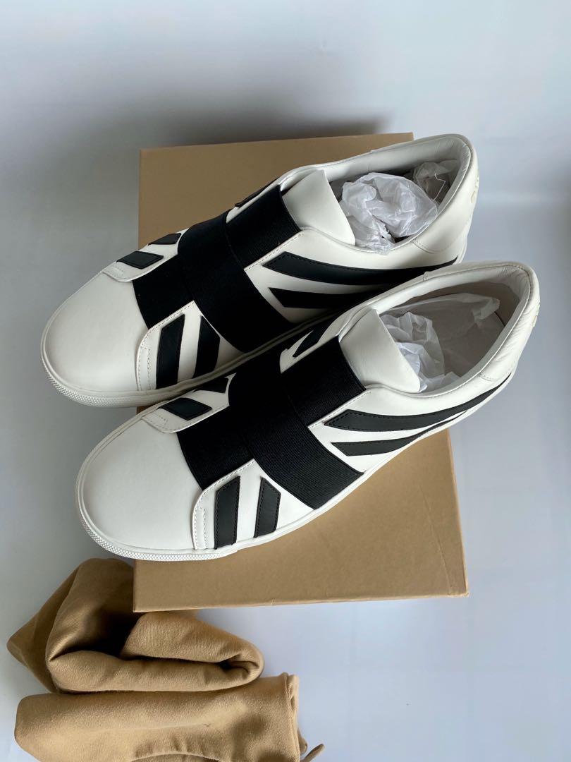 Burberry union jack sneakers 2025