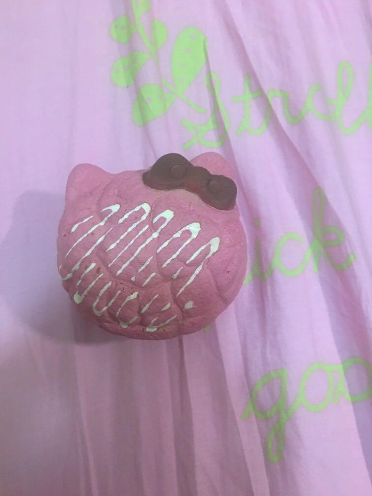 Hello kitty Squishy （分類：動漫角色周邊）位於 Hong Kong。 由 lovelive.pripara.ak.ps 提交（商品編號 287447113，圖片 1）。簡介： Many crash。