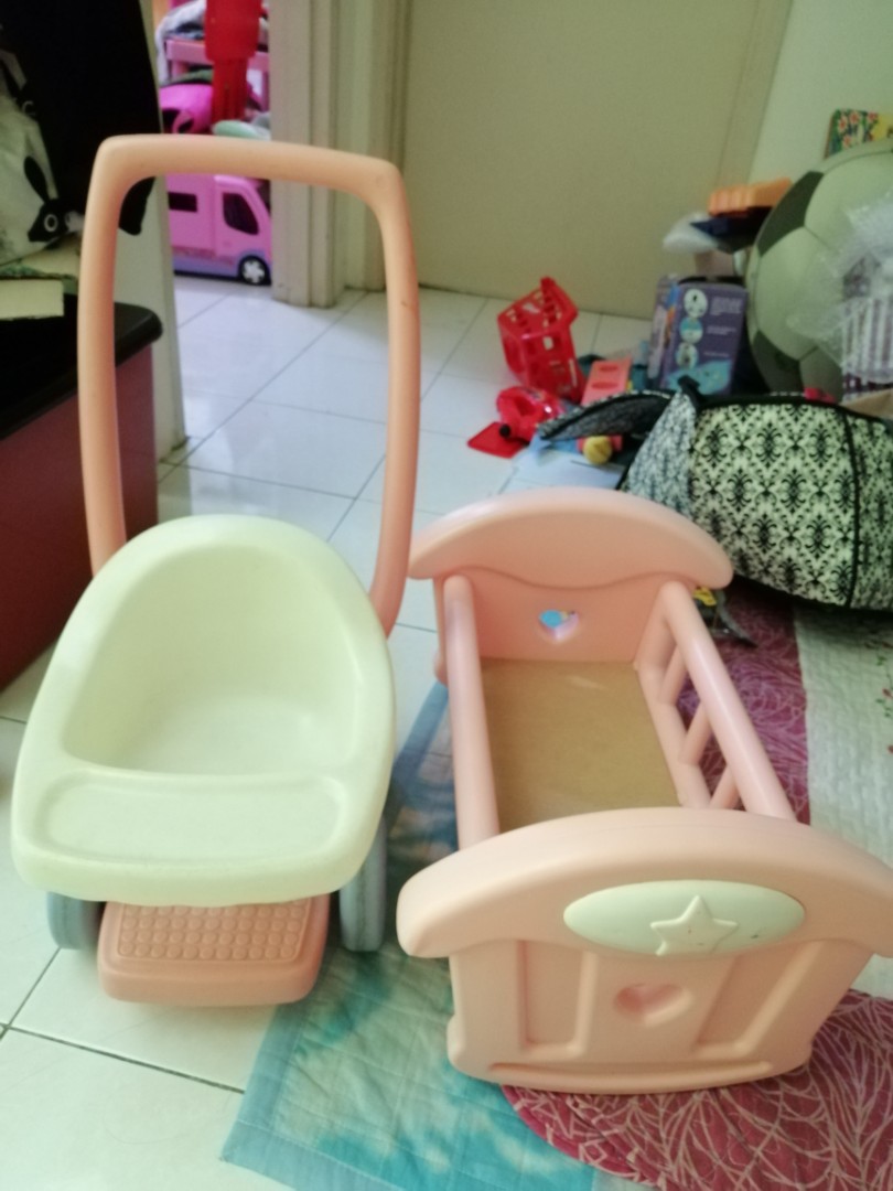 Little tikes baby doll crib discount