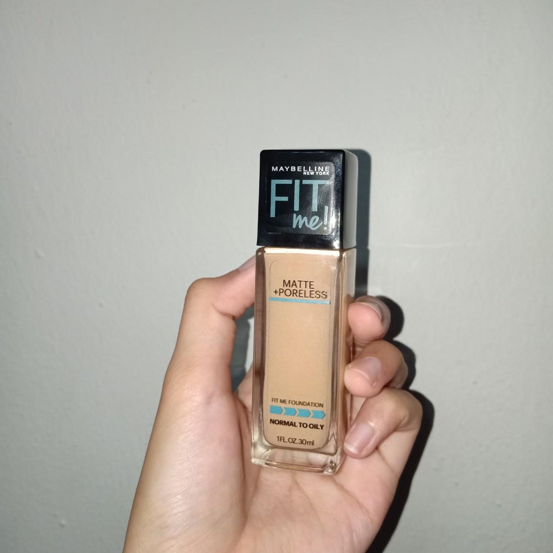 Maybelline Fit Me Matte Poreless Foundation 220 Natural Beige Health Beauty Makeup On Carousell