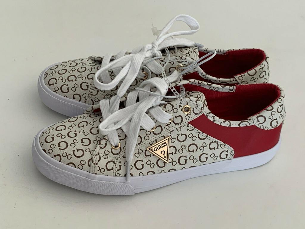 Guess shoes logo sale