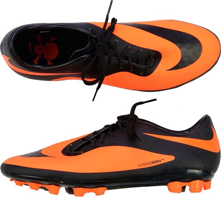 nike hypervenom 38