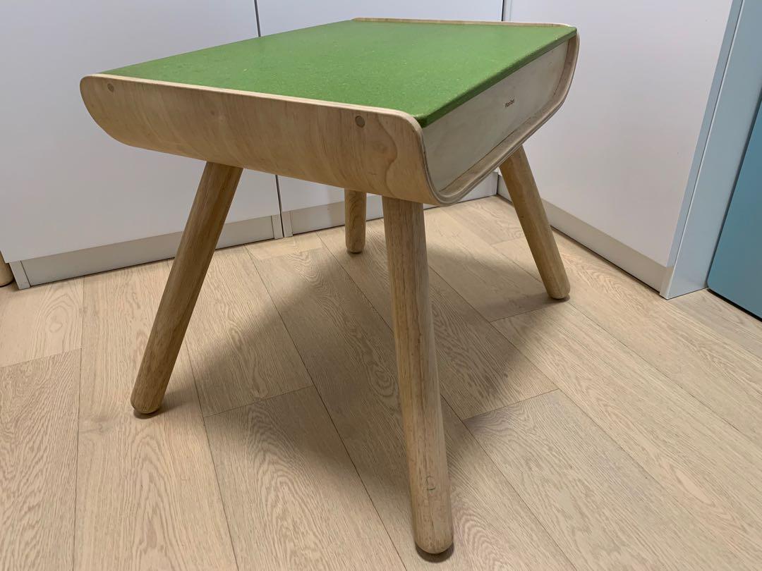 plan toys table and chair
